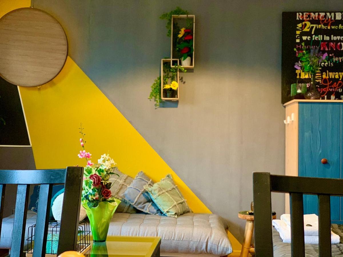 2-room Flat Near Arena N Ziggo Dome, Perfect For 2 Couples Appartamento